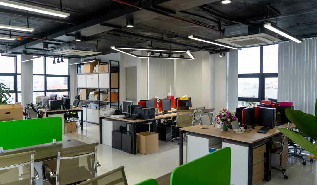 Les avantages et inconvénients des bureaux en open space